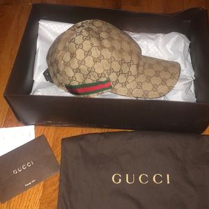 ✨✨Authentic Gucci Hat✨✨